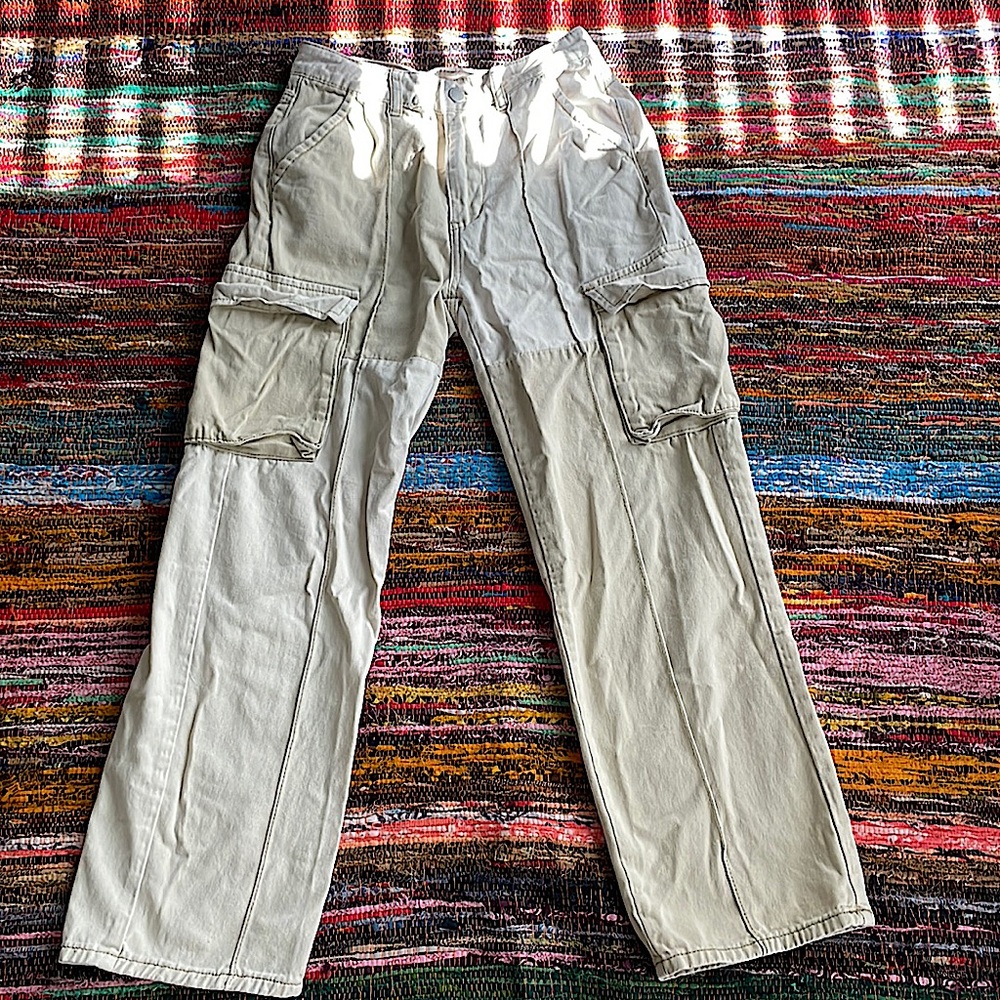 ✨Tan patched pants✨